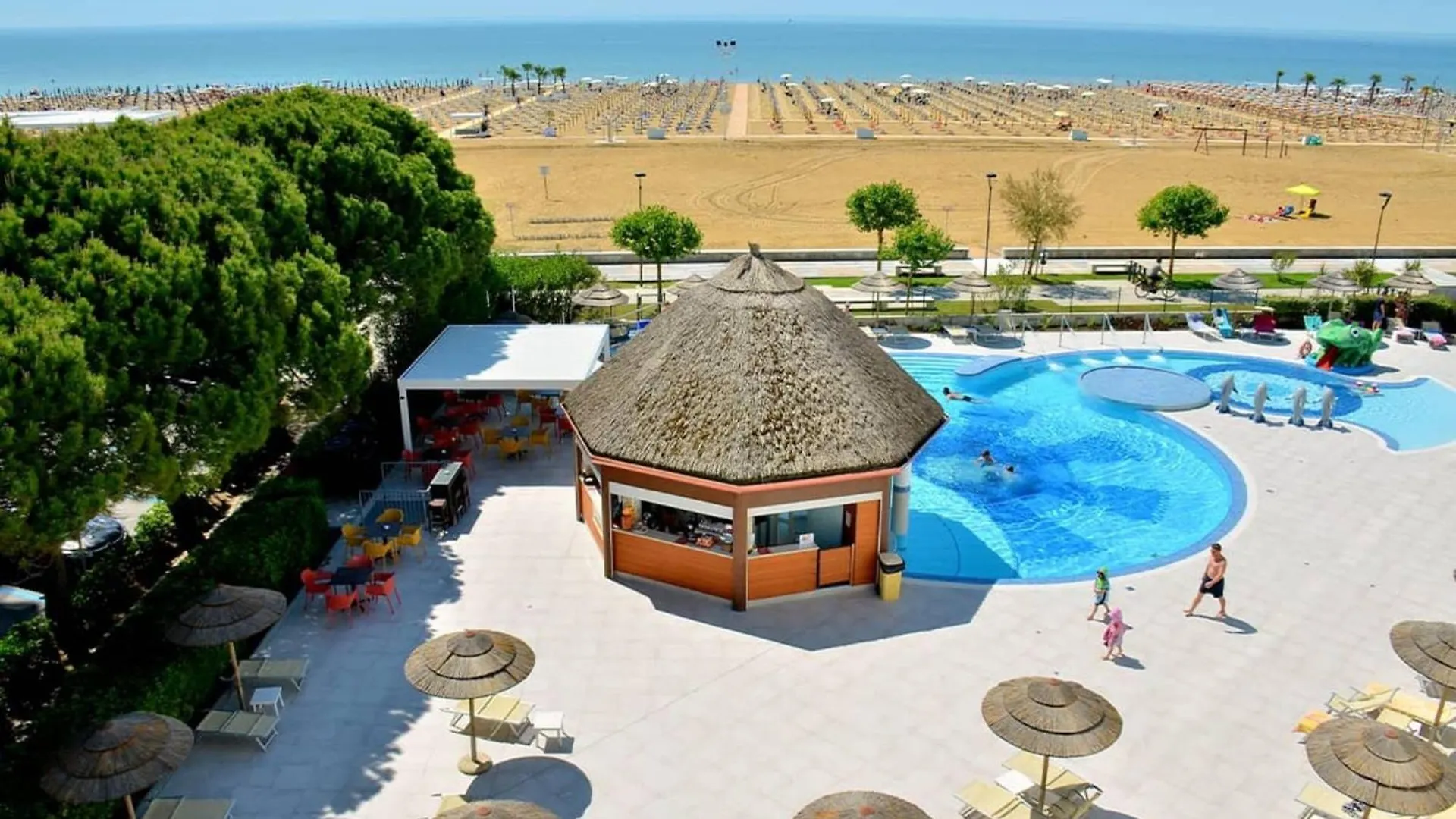 Spacious Apartment With Sea View And Large Terrace Bibione