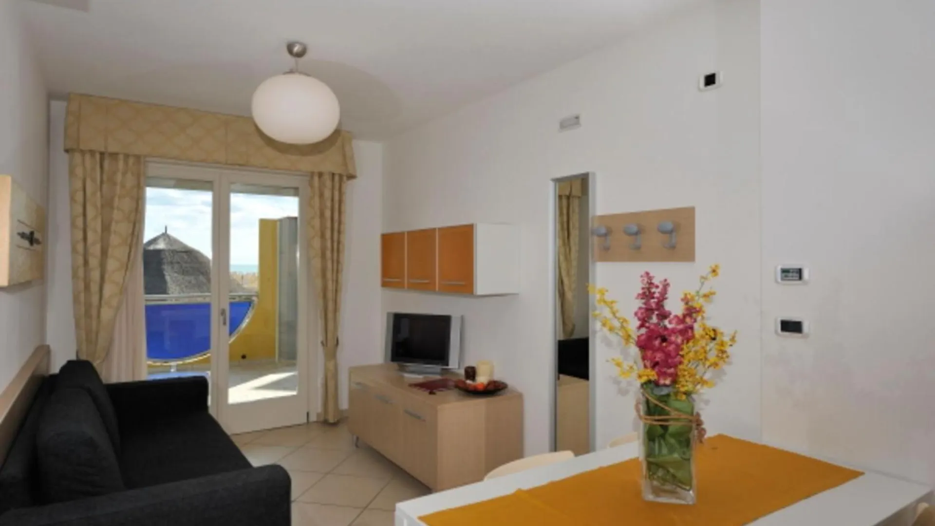 Spacious Apartment With Sea View And Large Terrace Bibione