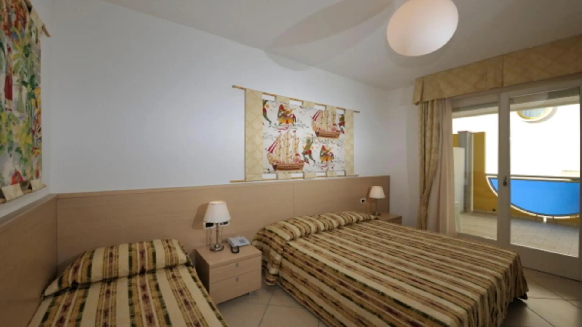 Spacious Apartment With Sea View And Large Terrace Bibione
